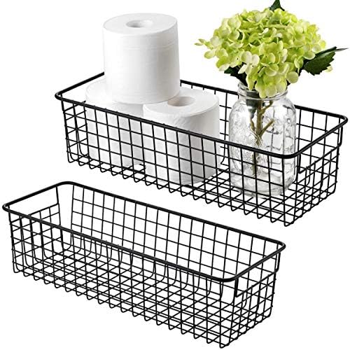 Panier de rangement en fil métallique style ferme, lot de 2 — Porte-papier toilette rustique — Organisateur de rangement pour salle de bain, placards de cuisine, garde-manger, buanderie, penderie, garage, noir Panier de rangement en fil métallique style ferme, lot de 2 — Porte-papier toilette rustique — Organisateur de rangement pour salle de bain, placards de cuisine, garde-manger, buanderie, penderie, garage, noir