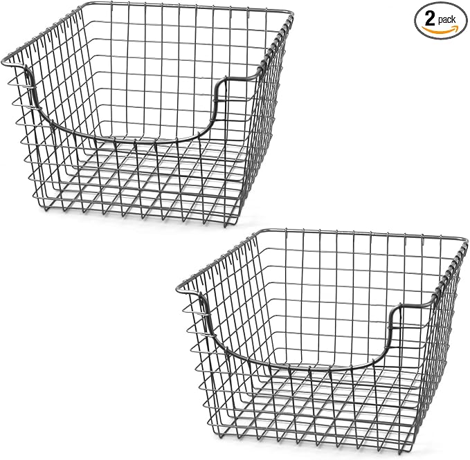 Paniers de rangement en fil métallique, finition nickel satiné, lot de 2, pour l'organisation de la cuisine, du garde-manger, du placard, de la salle de bain et du garage. Panier de rangement robuste en fil métallique pour une décoration élégante. Paniers de rangement en fil métallique, finition nickel satiné, lot de 2, pour l'organisation de la cuisine, du garde-manger, du placard, de la salle de bain et du garage. Panier de rangement robuste en fil métallique pour une décoration élégante.